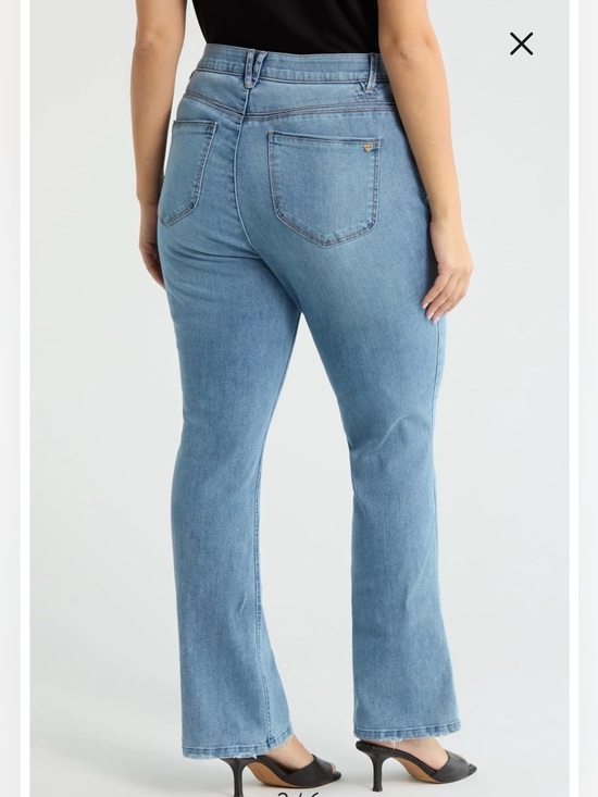 Wit&Wisdom Barely Bootcut Jeans - Picture 2 of 7